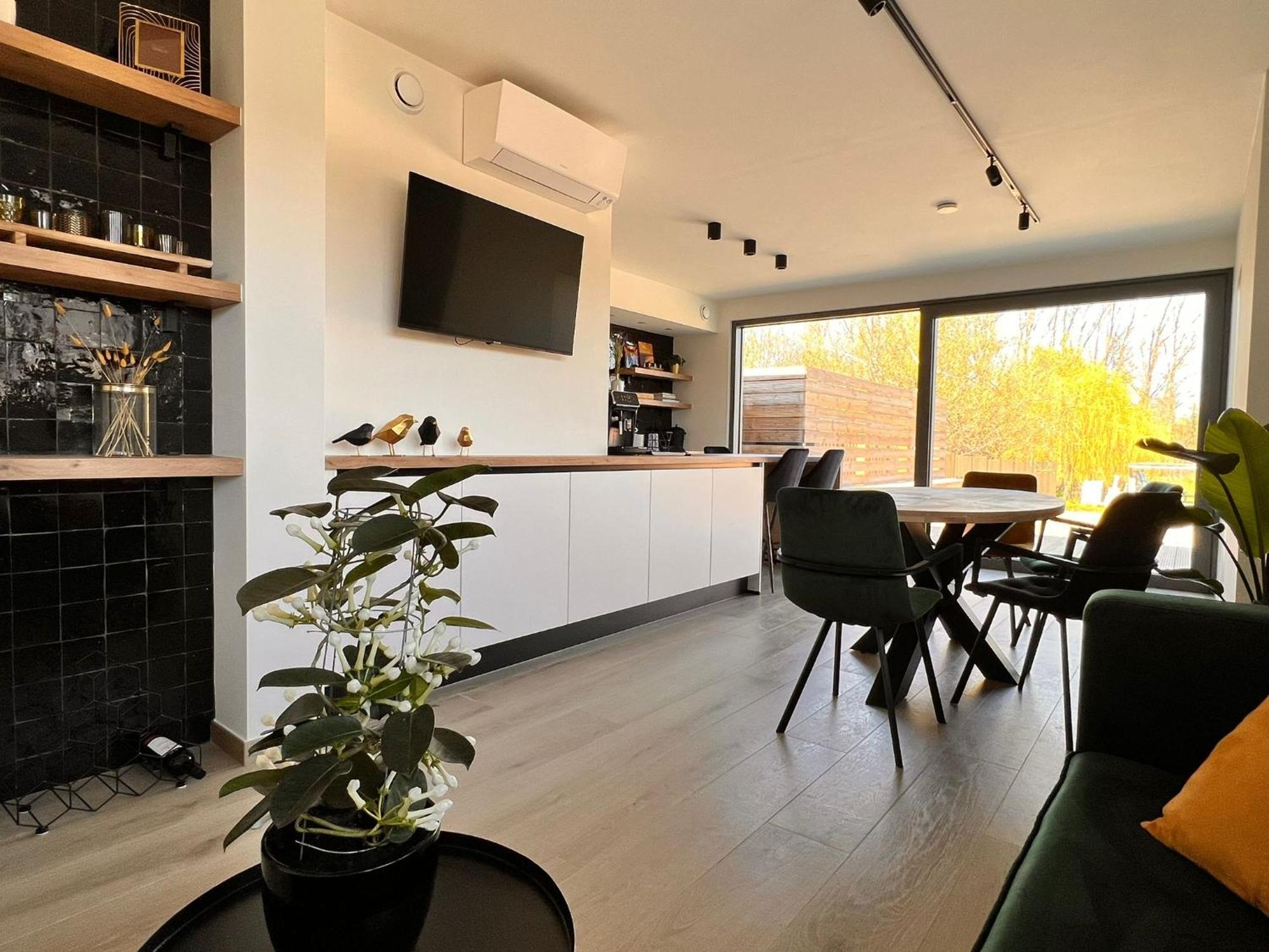 Inova Guesthouse 哈瑟尔特 外观 照片